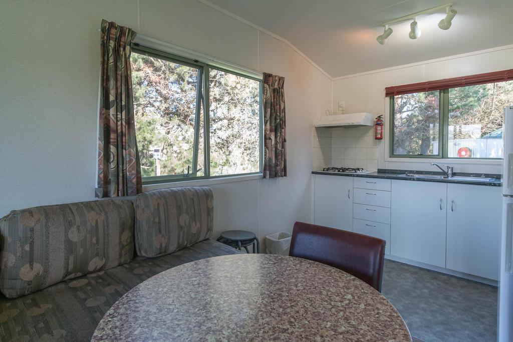 Grumpy's Kiwi Holiday Park Geraldine Bagian luar foto