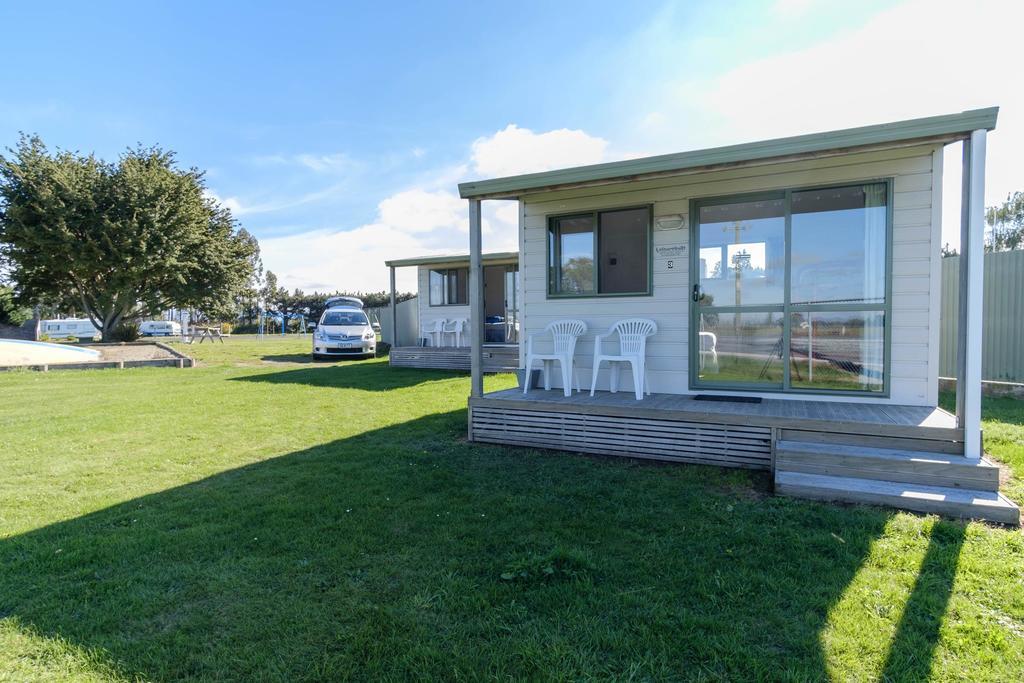 Grumpy's Kiwi Holiday Park Geraldine Bagian luar foto