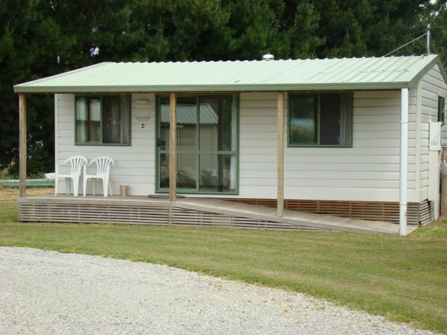 Grumpy's Kiwi Holiday Park Geraldine Bagian luar foto